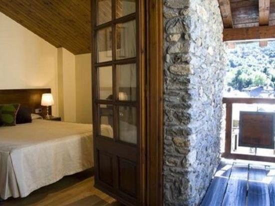 Фото Hotel Rural Santa Bàrbara de la Vall d'Ordino