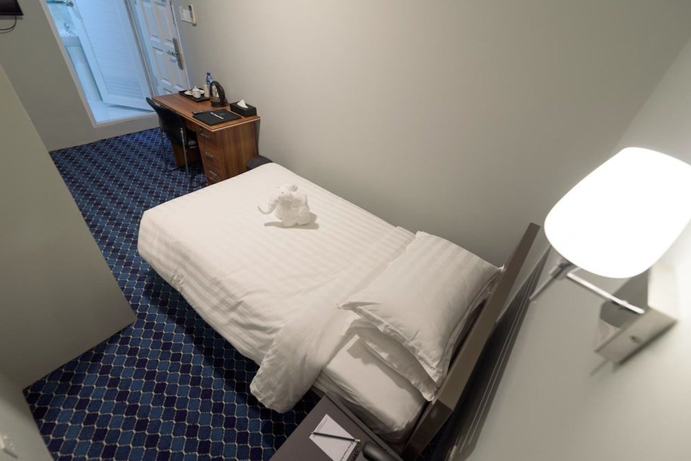 Фото Casa Yangon Hotel