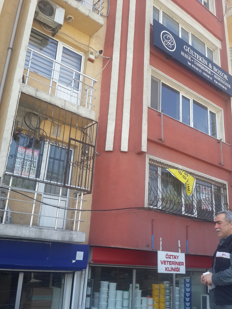 Veteriner klinikleri Öztay Veteriner Kliniği Özcan Çöl, Bakırköy, foto