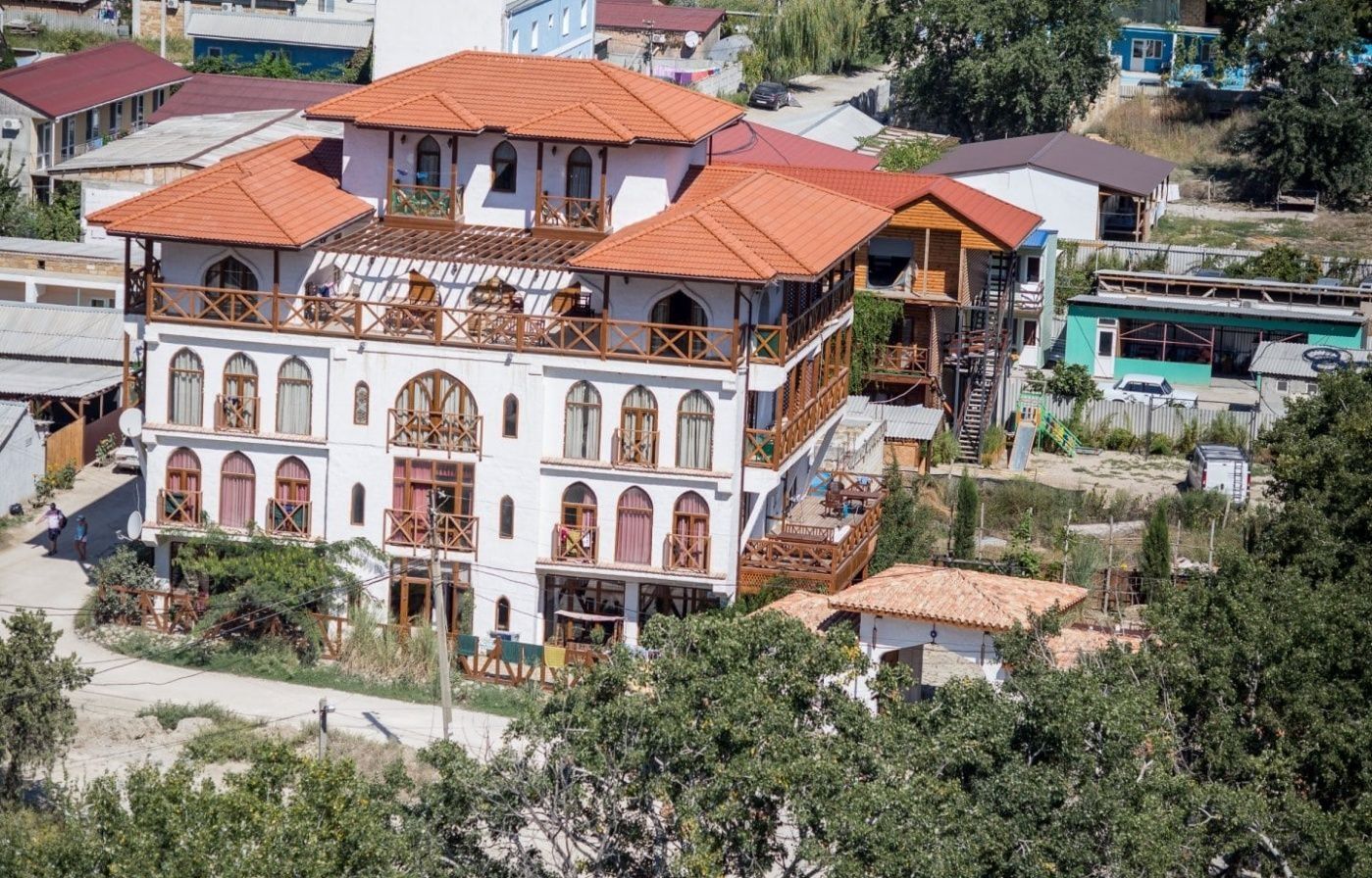 Фото отеля 2