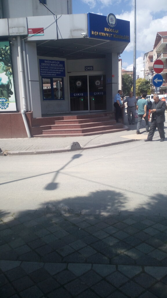 Polis merkezleri Bağcılar İlçe Emniyet Müdürlüğü, İstanbul, foto