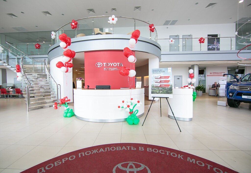 Otomobil satış galerileri Vostok Motors - Toyota, Surgut, foto