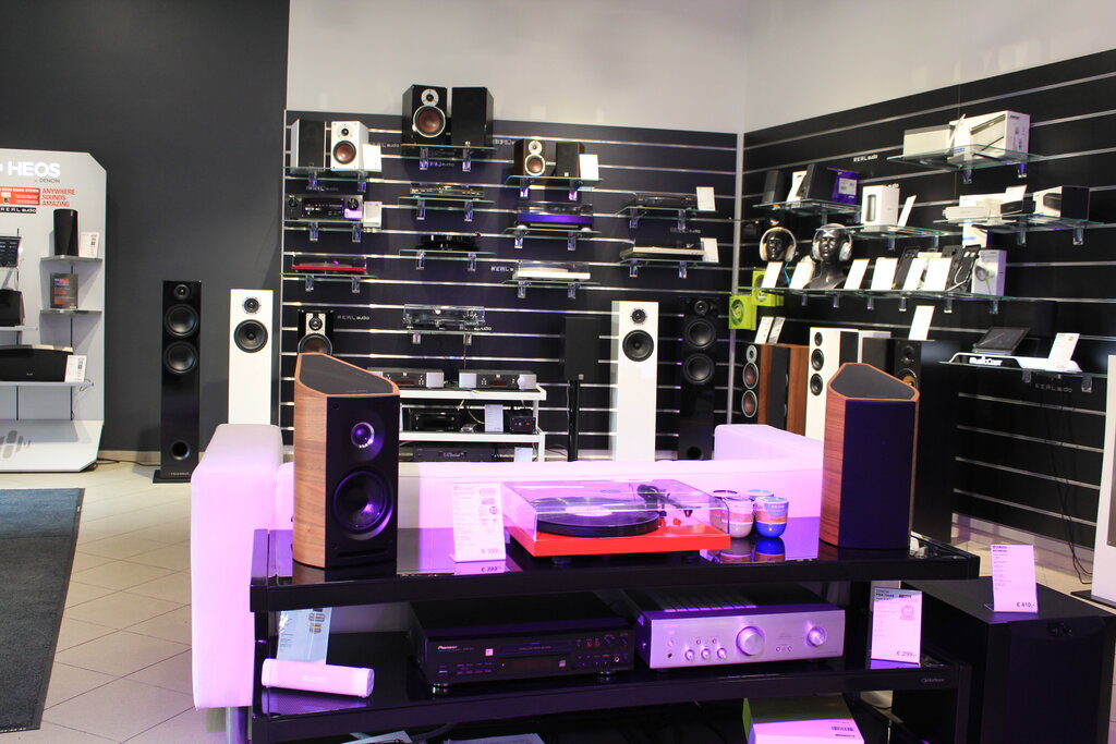 Shopping mall Realaudio audio salons, Riga, photo