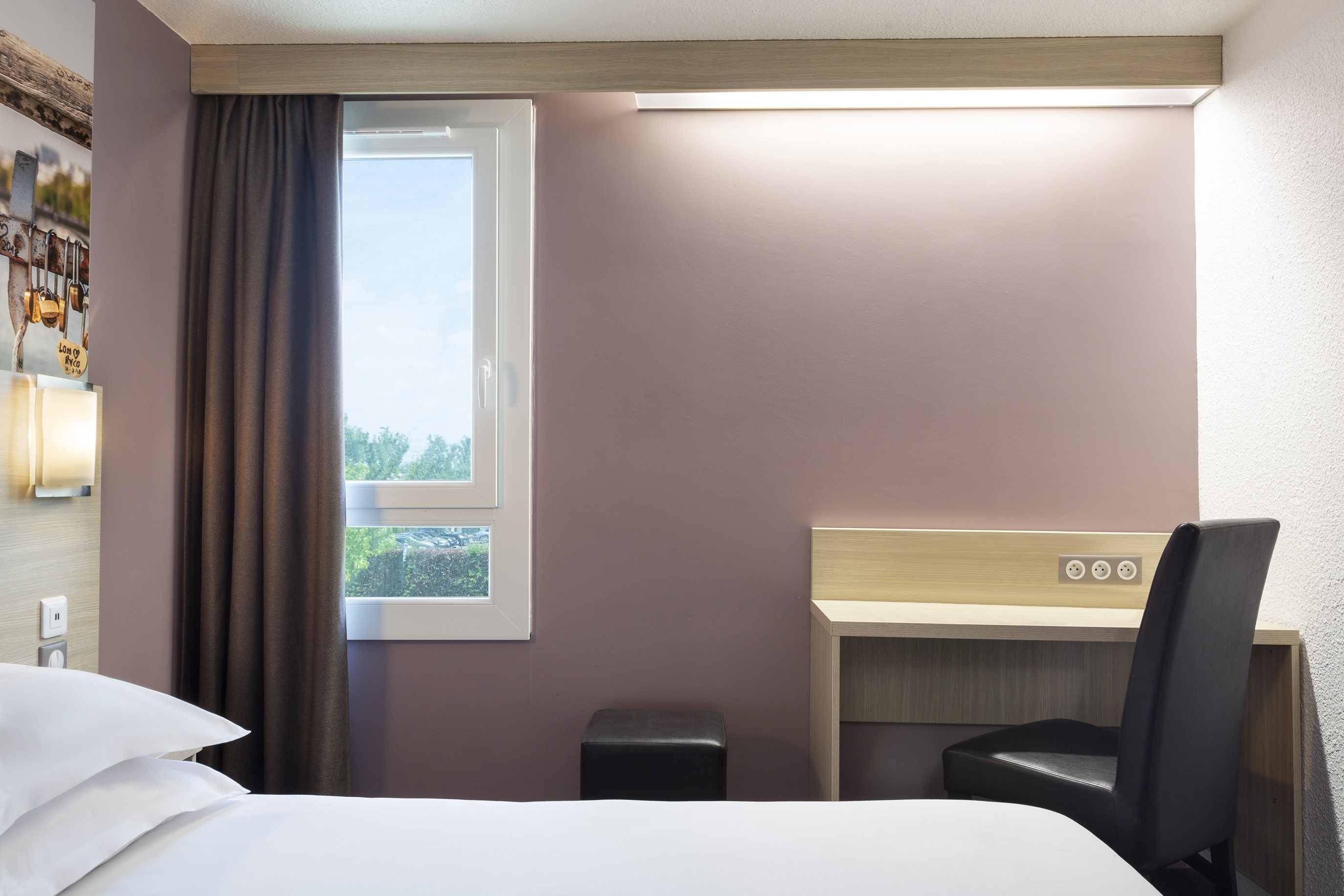 Фото B&b Hotel Marne-la-Vallée Chelles