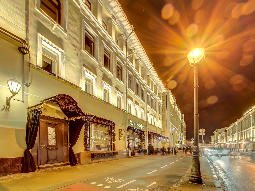 Фото отеля 1