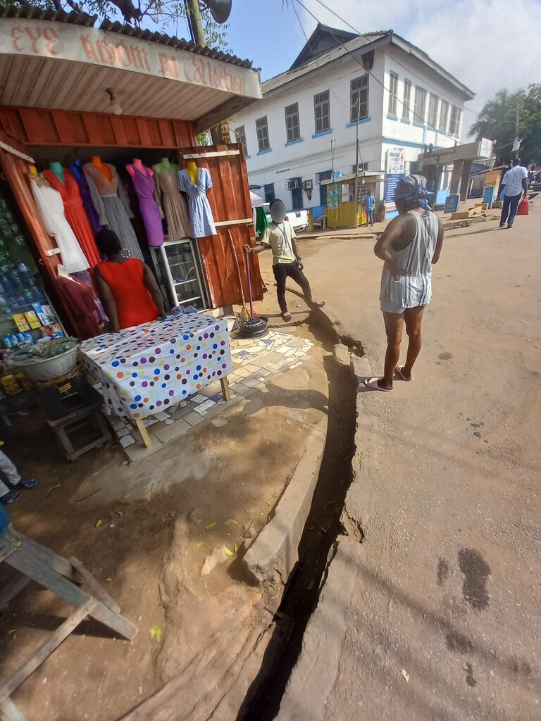 Clothing store Eye adom bi collection, Earth, photo