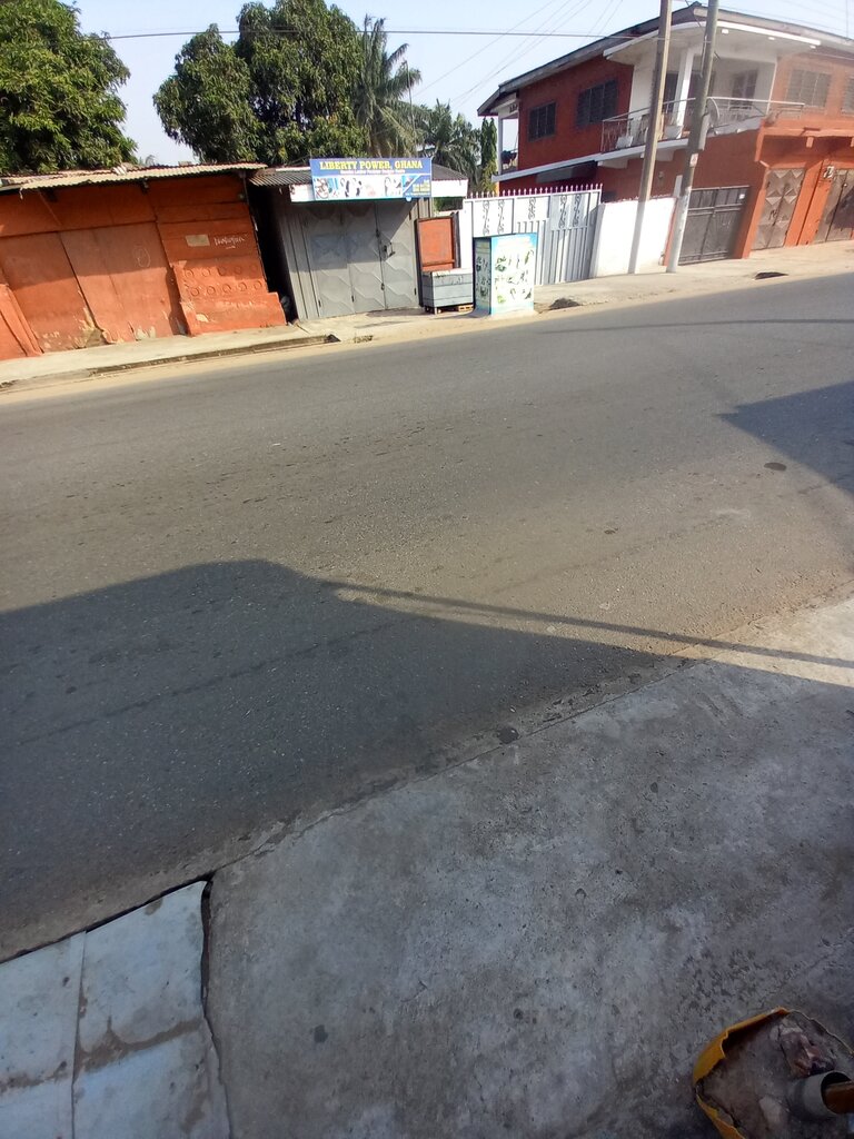 Shoe store Liberty Power, Accra, photo