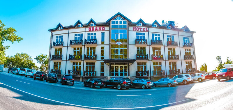 Фото отеля 1