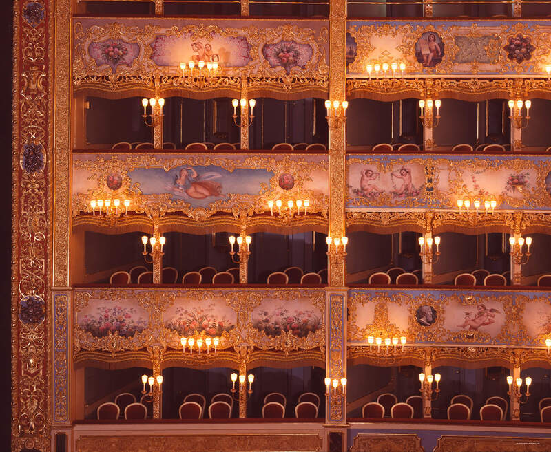 Фото La Fenice Theatre Exclusive Flat