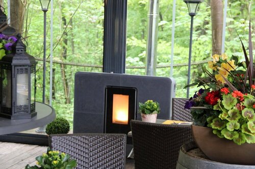 Гостиница Hotel Restaurant Les Pins в Агно
