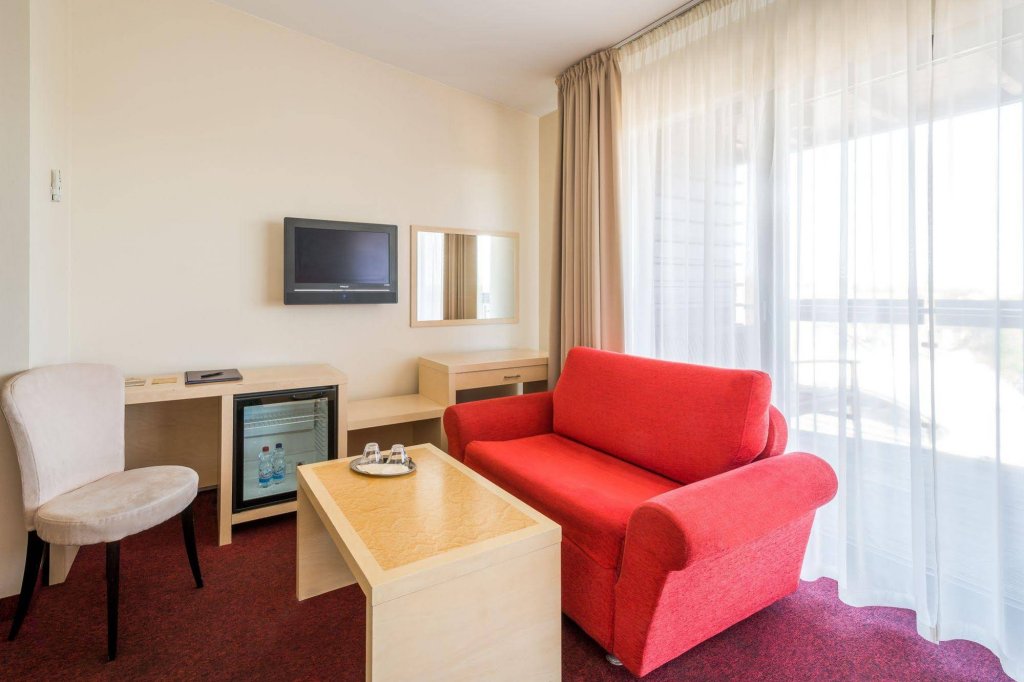 Фото Hotel Kolumbs