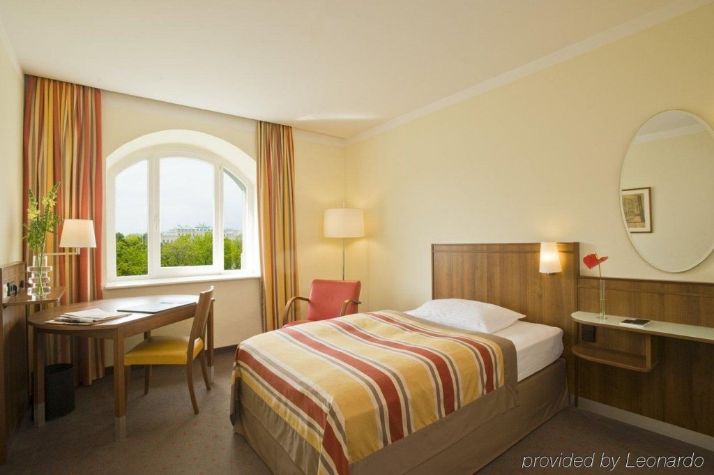 Фото Гостиница Nh Wien Belvedere