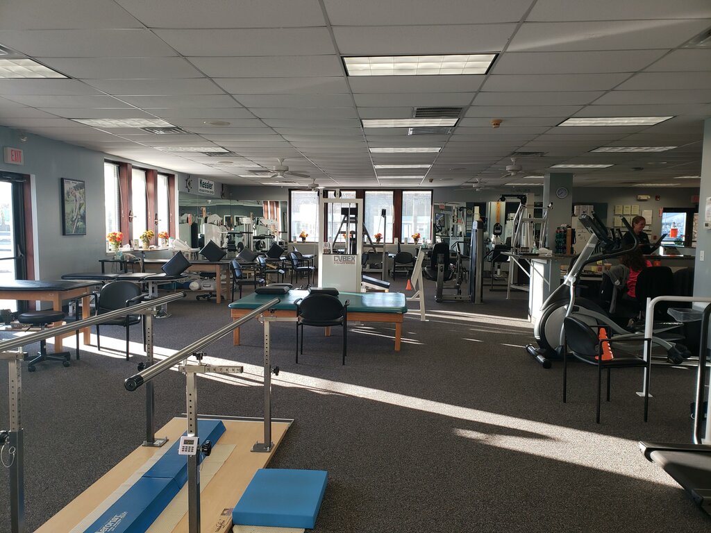 Medical center, clinic Kessler Rehabilitation Center - Toms River - Rt 37 East, State of New Jersey, photo