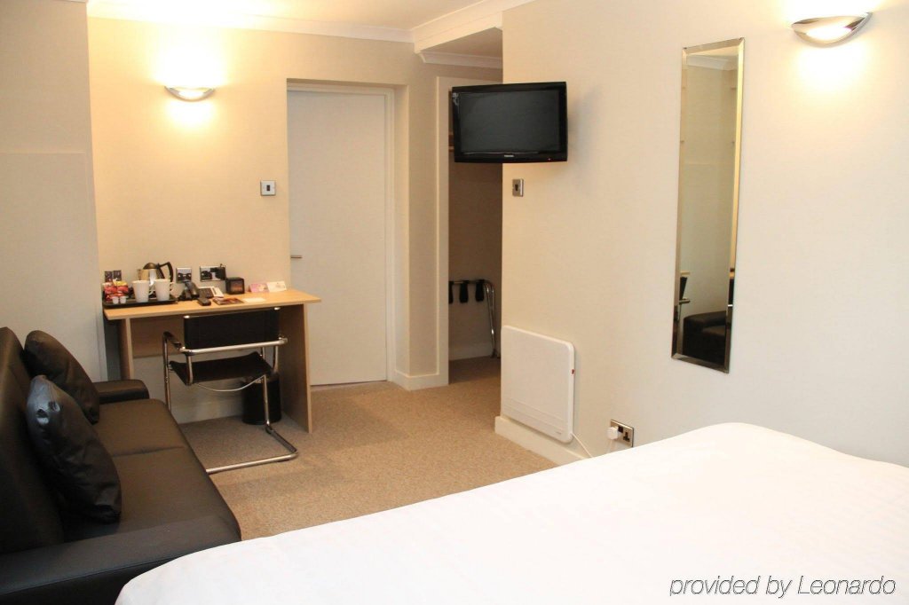 Фото Lansdowne Hotel