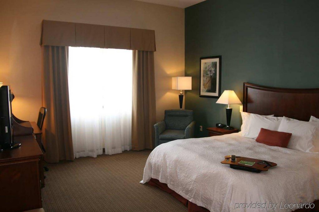 Фото Hampton Inn & Suites Folsom