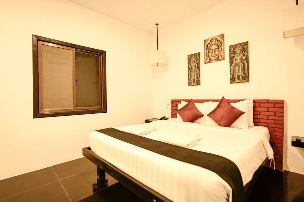Фото Hotel The Angkor Crescent