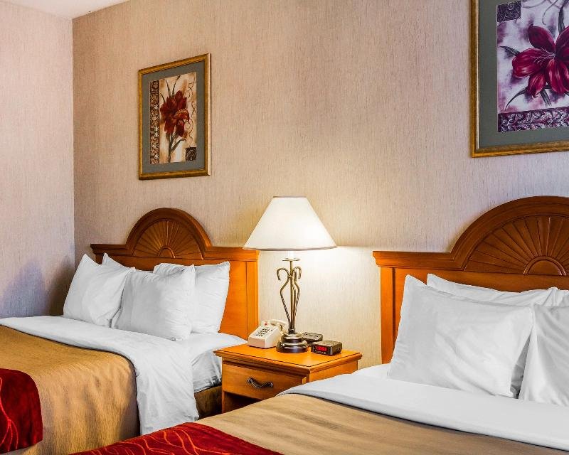 Фото Comfort Inn Ellsworth - Bar Harbor