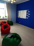 Apples (Kosmonavta Belyaeva Street, 9), foreign language courses