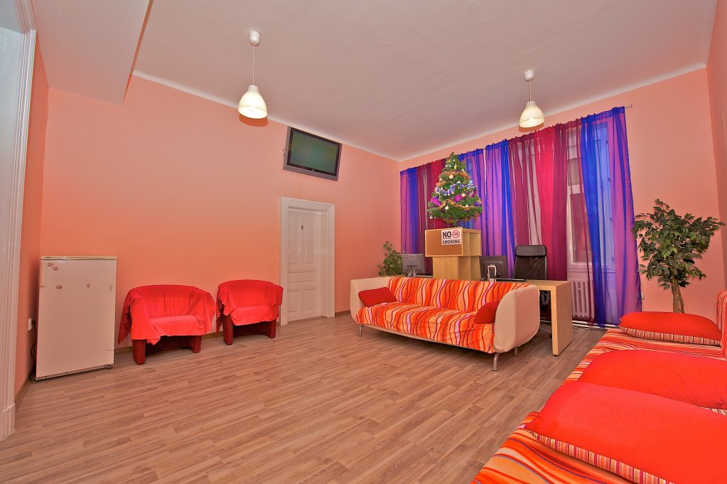 Фото Хостел Sokolska Youth