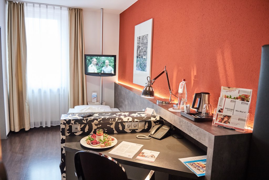 Фото Hotel Amadeus