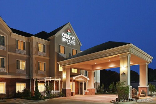 Гостиница La Quinta Inn & Suites by Wyndham Tyler South