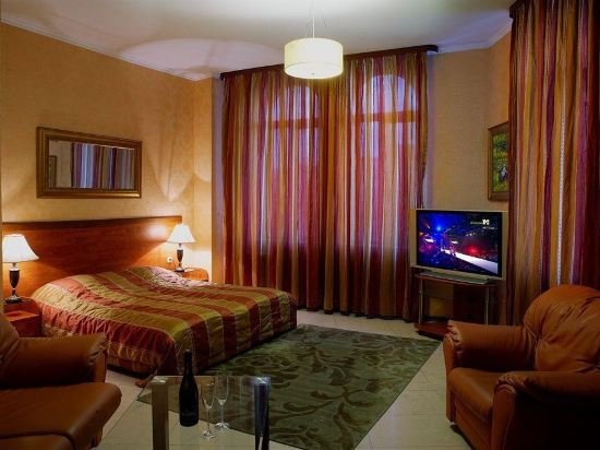 Фото Maxim Boutique Hotel