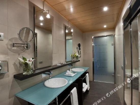 Фото Nh Collection Sevilla