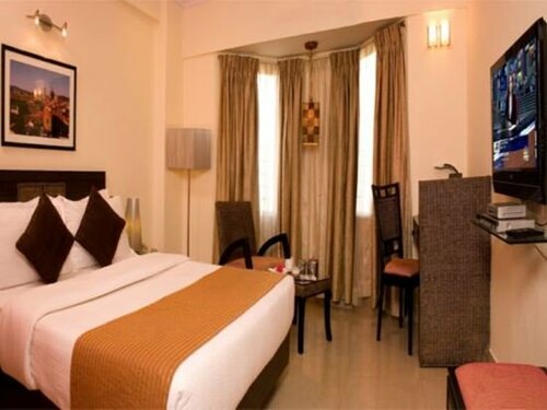 Гостиница Shilton Royale в Бангалоре
