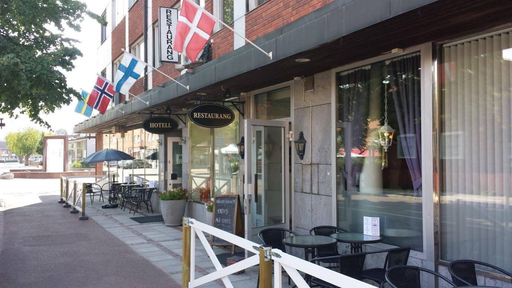 Фото Hotel Bishops Arms Mora