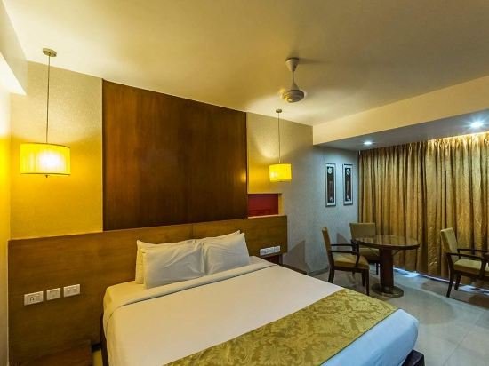 Фото Oriental Residency Hotel