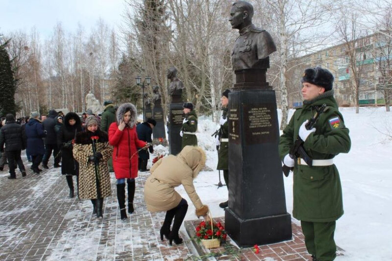 Monument, memorial Памятник-бюст Герою Советского Союза С.А. Самородову, Tambov Oblast, photo