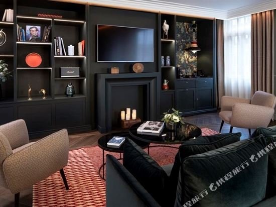 Фото Maison Rouge Hotel