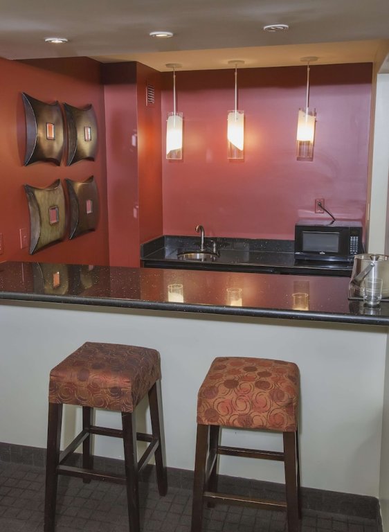 Фото DoubleTree by Hilton El Paso Downtown