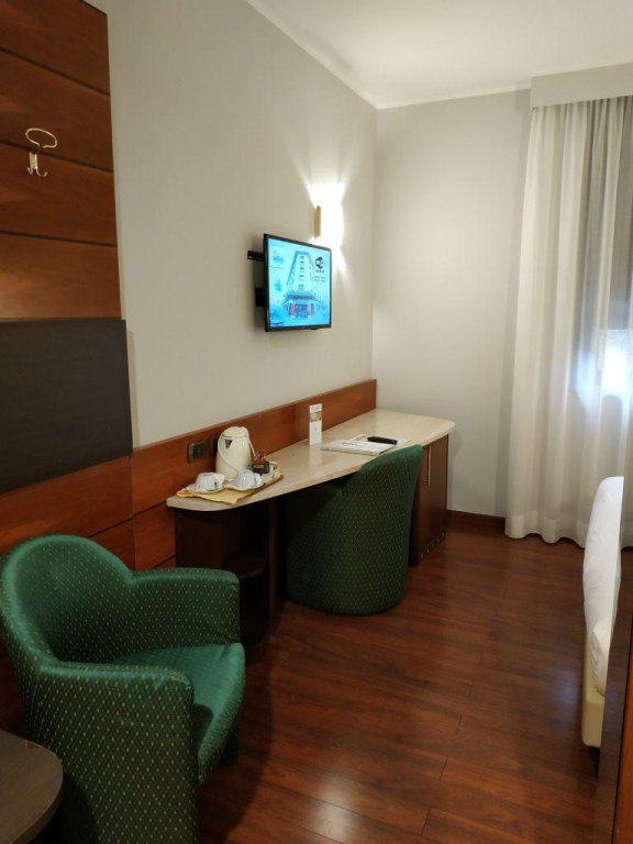 Фото Hotel Mirage, Sure Hotel Collection by Best Western