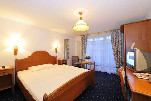 Внешний вид отеля Hotel Chesa Valese в Церматте, фото 3