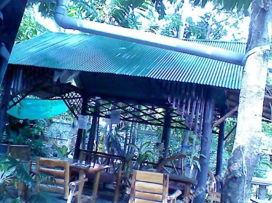 Фото Chok Dee Guesthouse