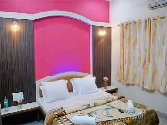 Фото Shanti's Hotel Sonai