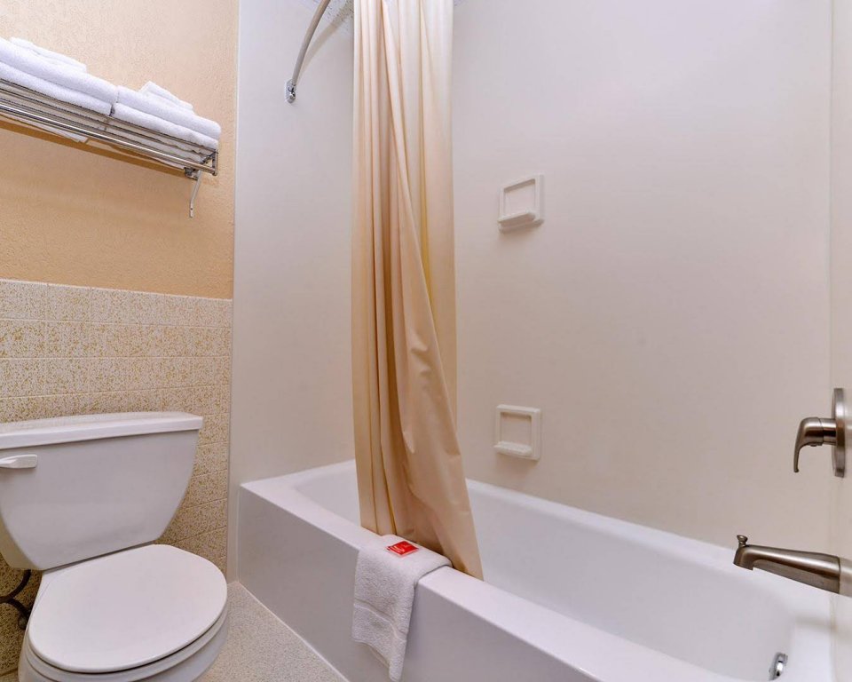 Фото Country Inn & Suites by Radisson, Pierre, Sd