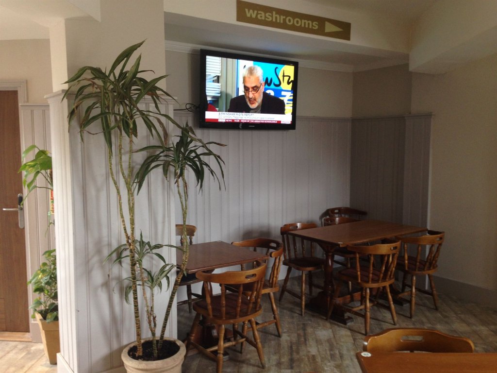 Фото Buckingham Apartment