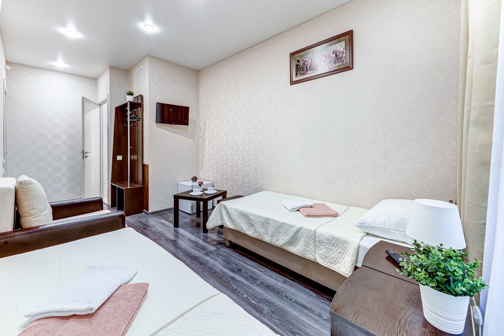 Фото Август