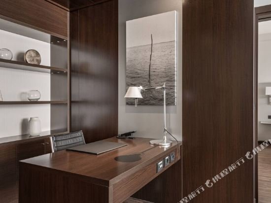 Фото AC Hotel Bologna