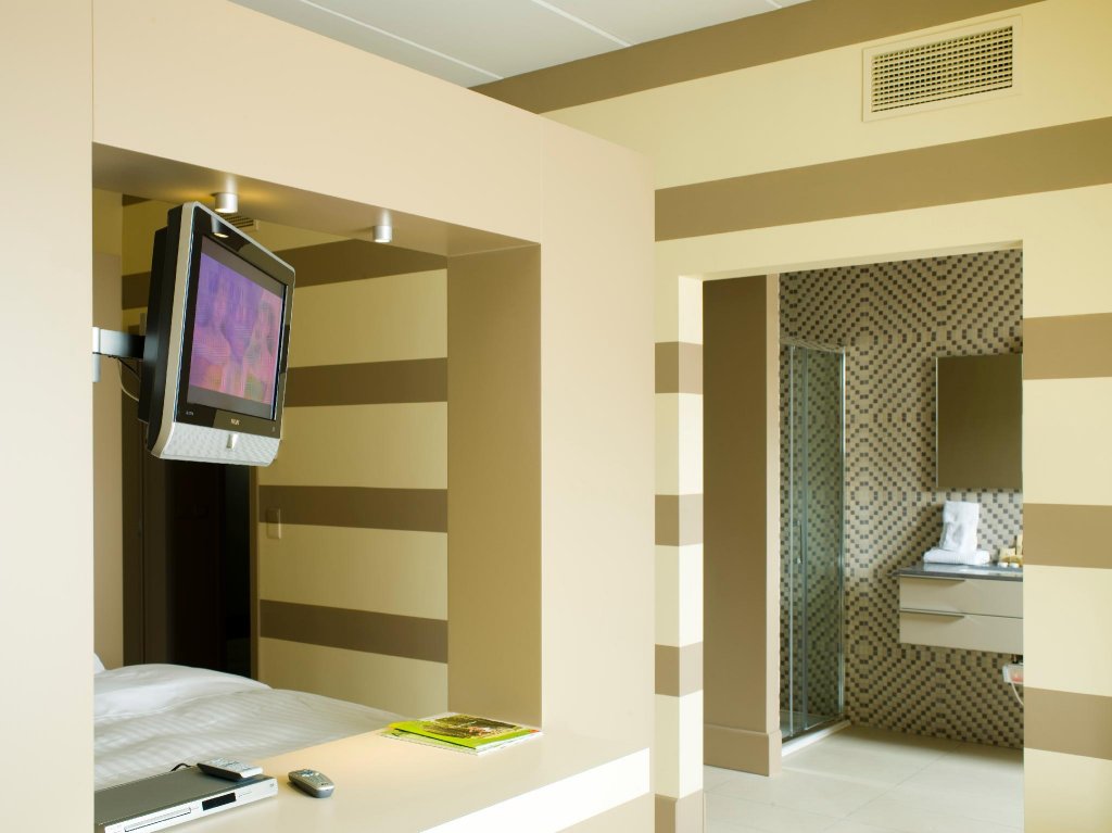 Фото Hotel Recour