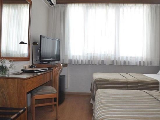 Фото Hotel Solans Carlton