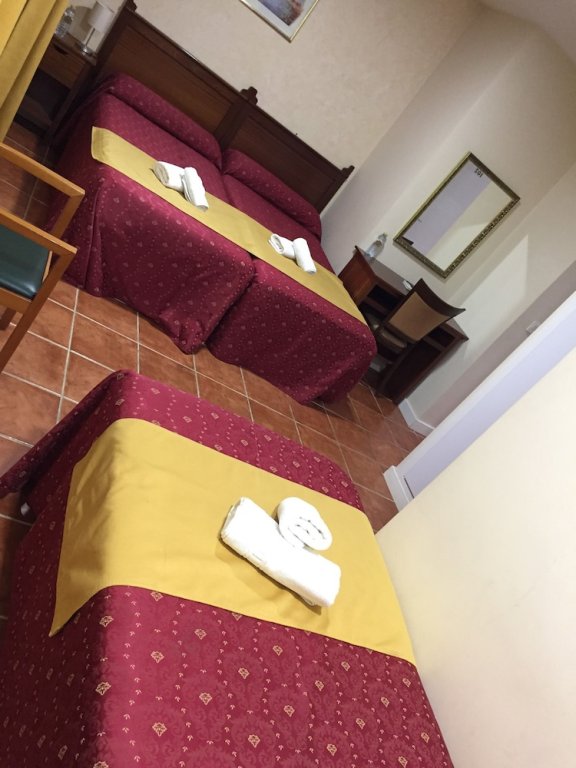 Фото Hotel Carlos V by Viverestays