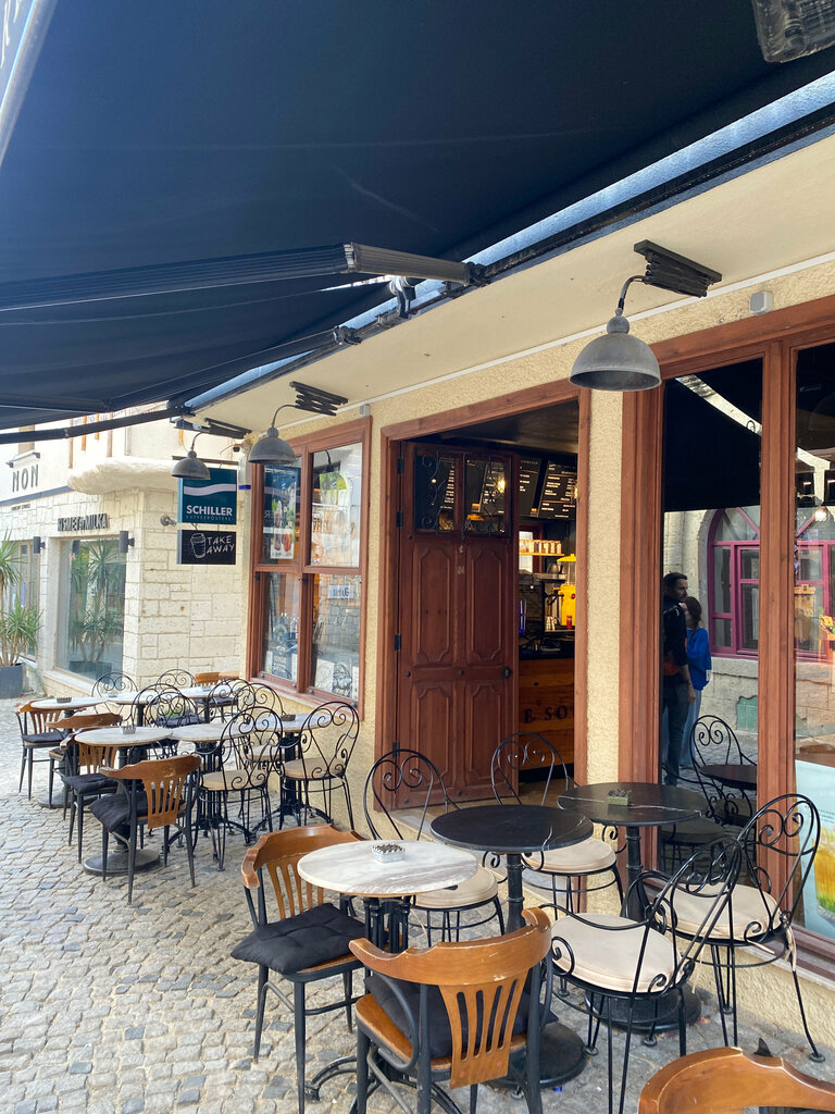 Coffee shop Kus Kafesi, Cesme, photo