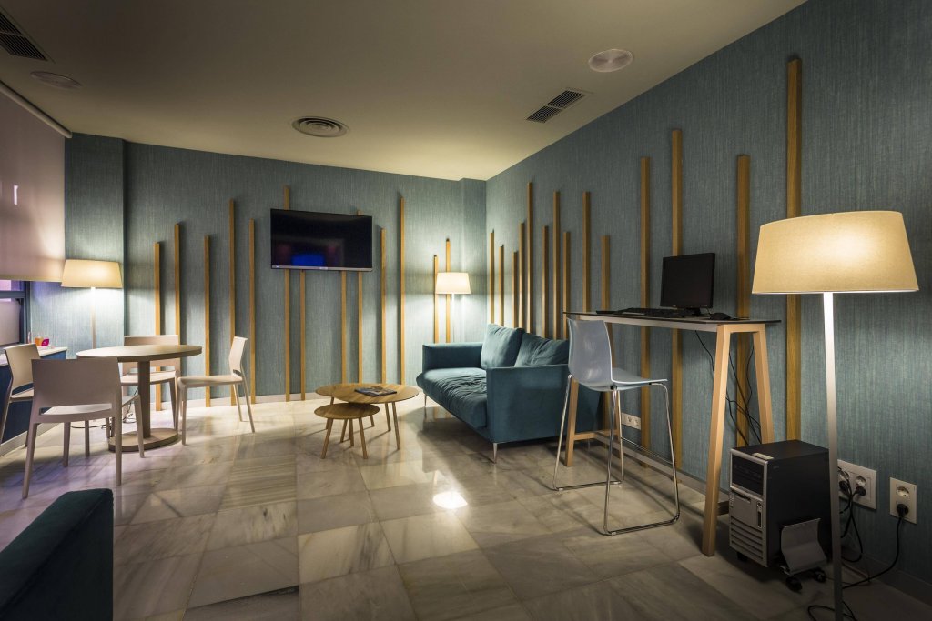 Фото Hotel Comfort Dauro 2