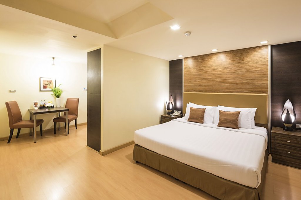 Фото Aspen Suites Hotel Sukhumvit 2