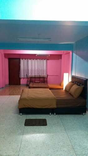 Гостиница Gate 14 Inn в Накхонпханоме