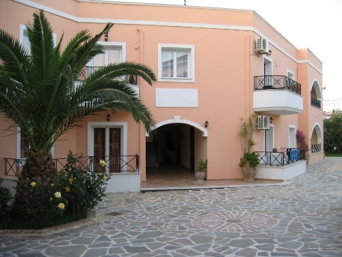 Фото Doras Zante Studios & Apartments