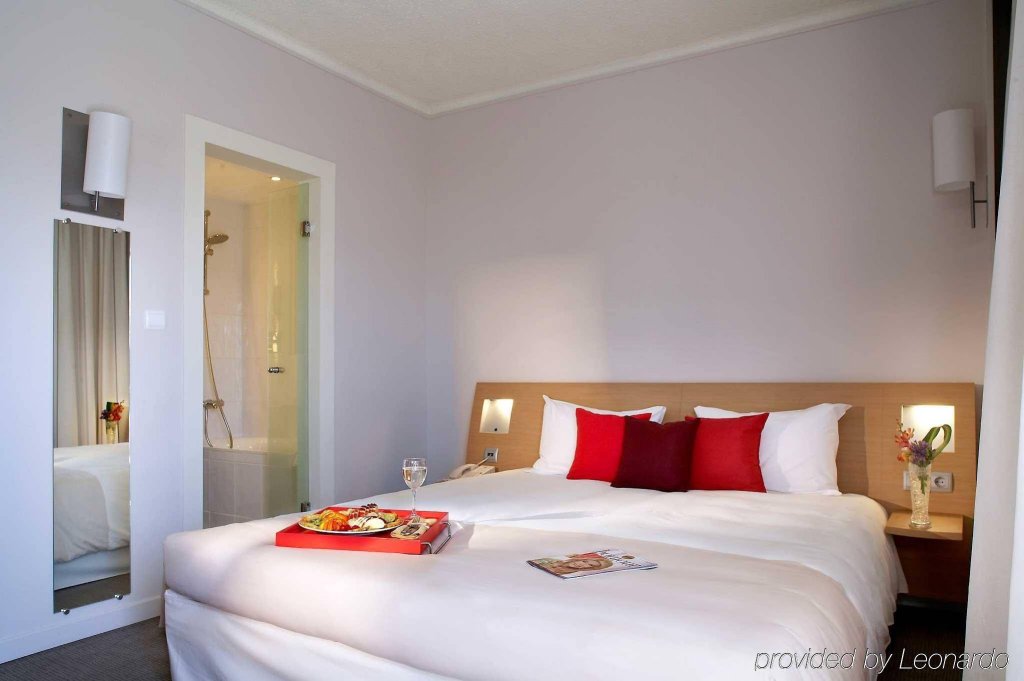 Фото Novotel Athenes